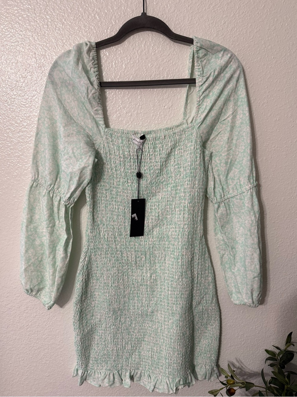 Gianni Bini Mint Floral Smocked Mini Dress Medium NWT